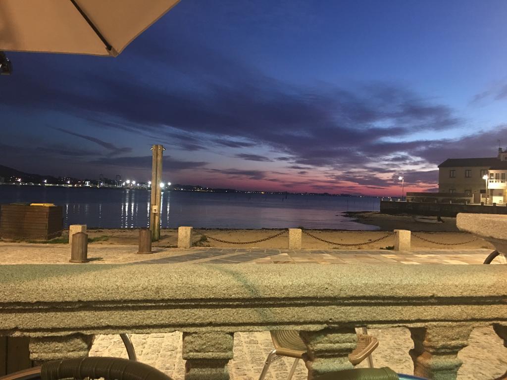 A Esmorga-Posada Del Mar ビラガルシーア・デ・アロウサ エクステリア 写真